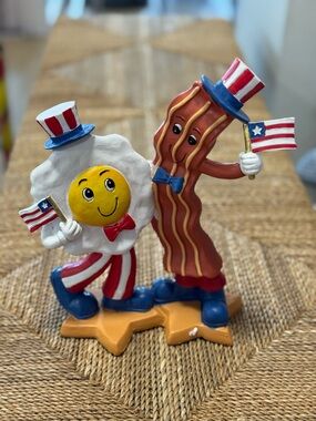 Patriotic Bacon & Egg Party Figurine - Red White Blue